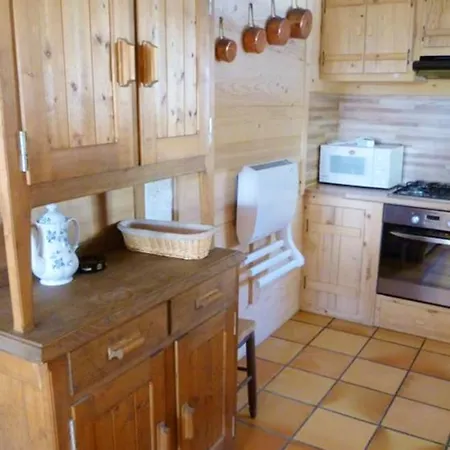 Maison Chaleureuse A Avec Cheminee. * Notre-Dame-de-Bellecombe