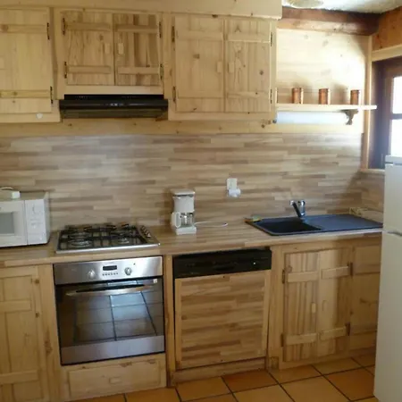 Maison Chaleureuse à Avec Cheminée. Сasa de vacaciones *